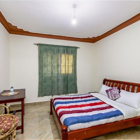 Airport Side Hotel Entebbe Exterior photo