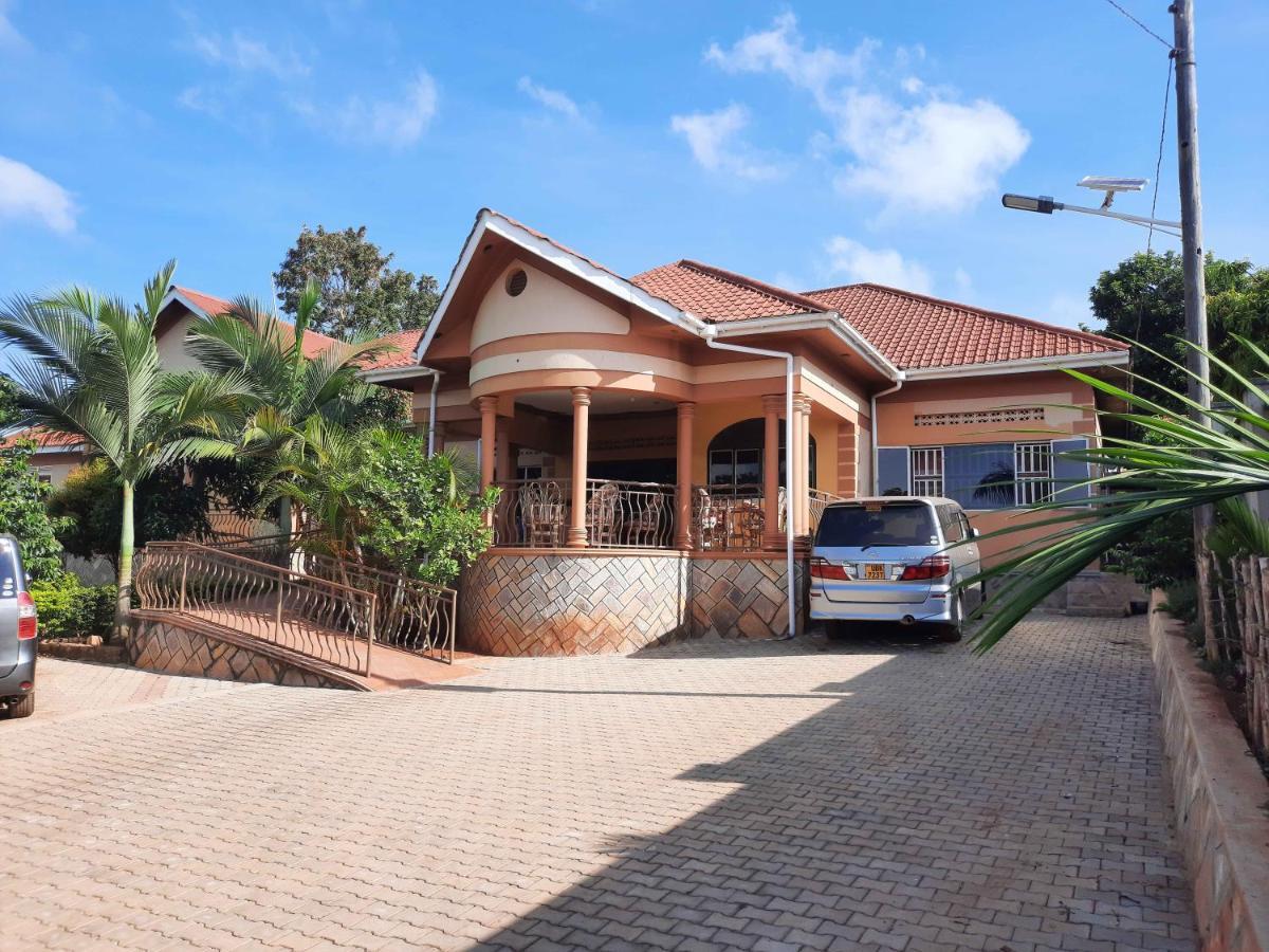 Airport Side Hotel Entebbe Exterior photo