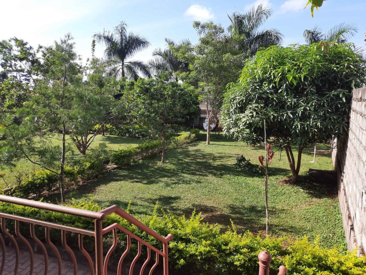 Airport Side Hotel Entebbe Exterior photo