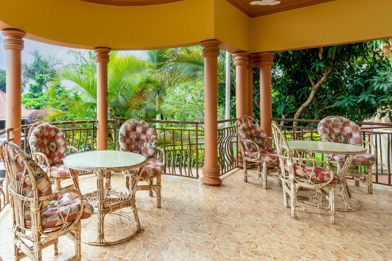 Airport Side Hotel Entebbe Exterior photo