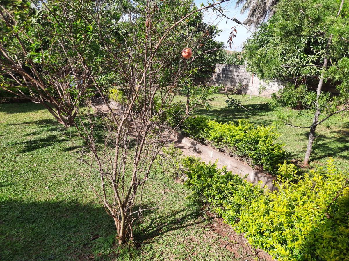 Airport Side Hotel Entebbe Exterior photo